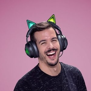 Razer Kraken Kitty 北海巨妖萌猫版 RGB 电竞耳机